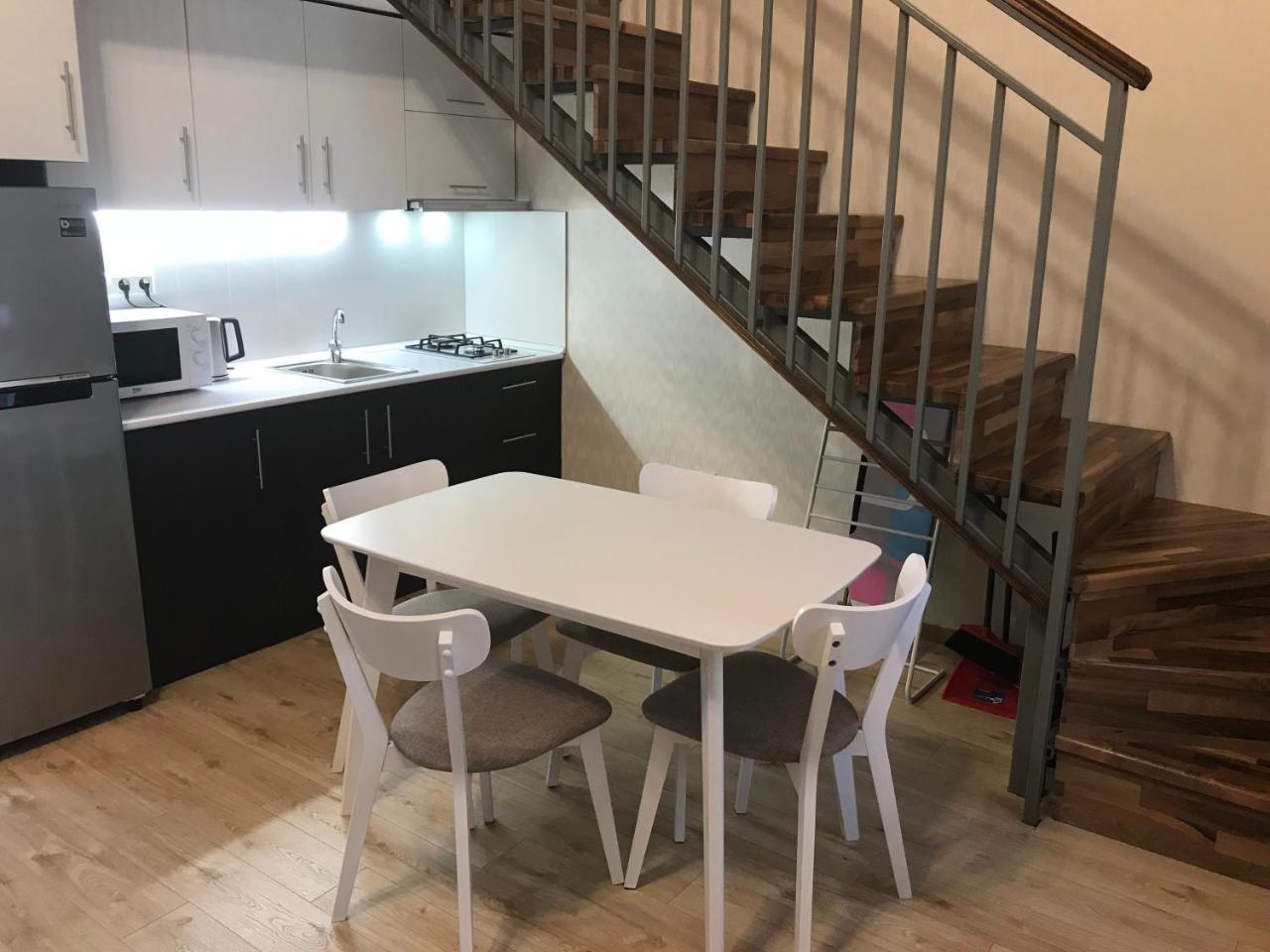 Full Comfort Apartment On Aghmashenebeli Tbilisi Eksteriør bilde