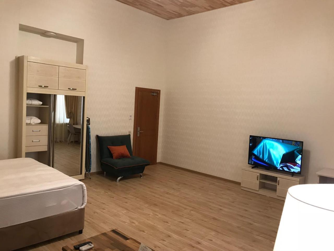 Full Comfort Apartment On Aghmashenebeli Tbilisi Eksteriør bilde