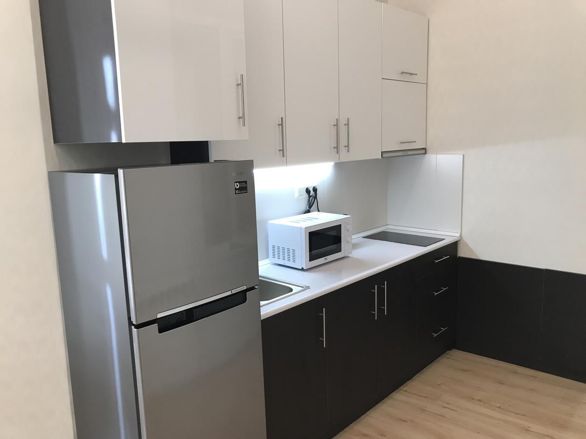 Full Comfort Apartment On Aghmashenebeli Tbilisi Eksteriør bilde