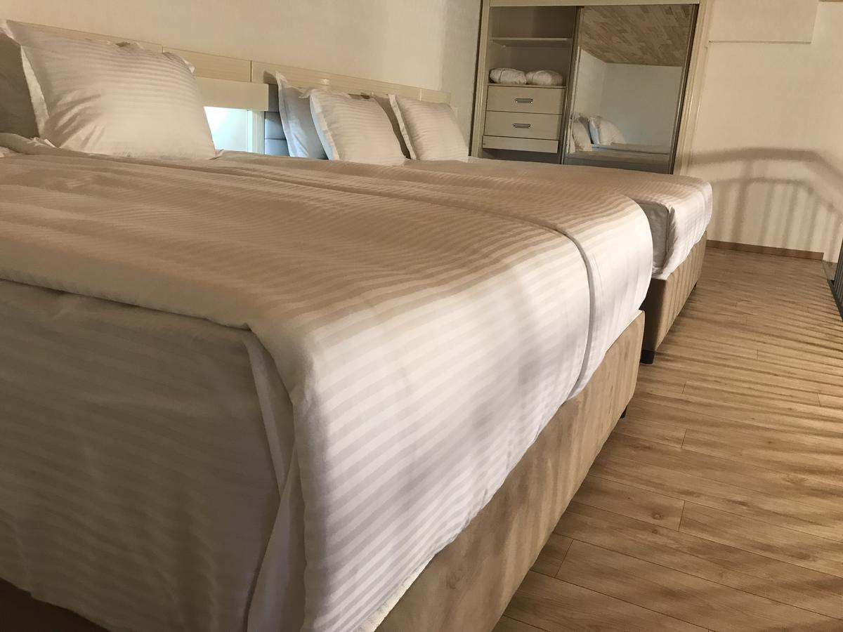 Full Comfort Apartment On Aghmashenebeli Tbilisi Eksteriør bilde