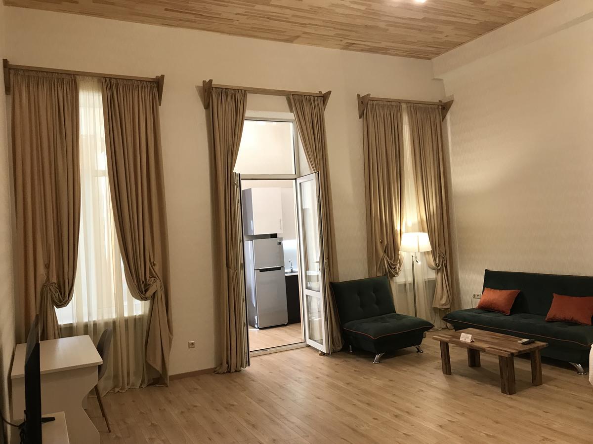 Full Comfort Apartment On Aghmashenebeli Tbilisi Eksteriør bilde
